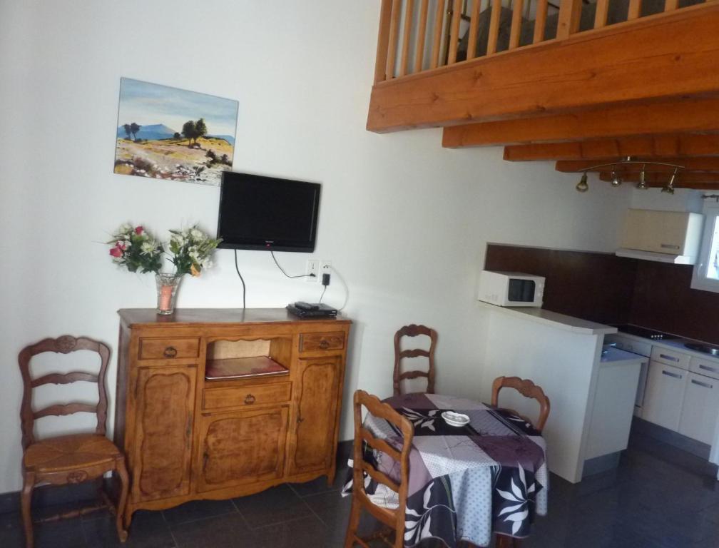 Appart'Hotel Les Rochers Auriol Rum bild