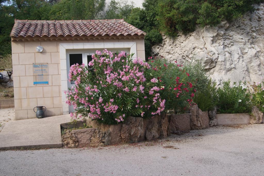 Appart'Hotel Les Rochers Auriol Exteriör bild