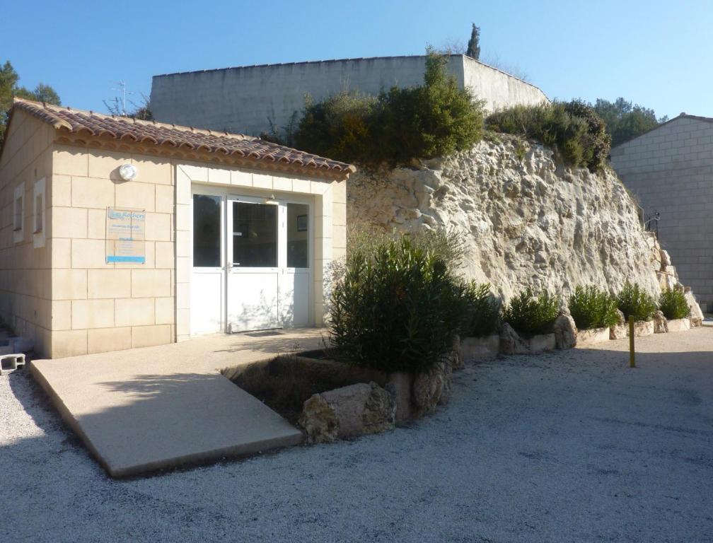 Appart'Hotel Les Rochers Auriol Exteriör bild