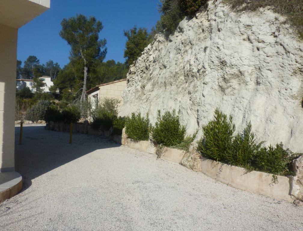 Appart'Hotel Les Rochers Auriol Exteriör bild