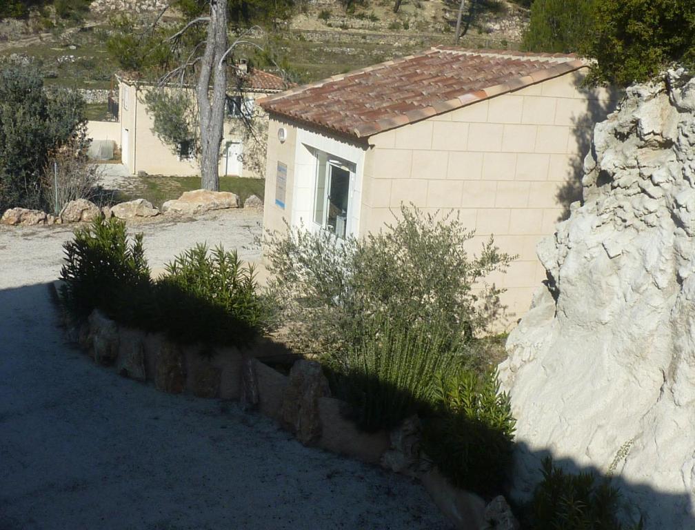 Appart'Hotel Les Rochers Auriol Exteriör bild